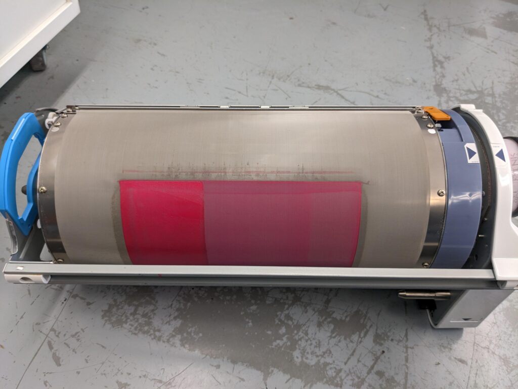 riso tiskova technologie neonove barvy